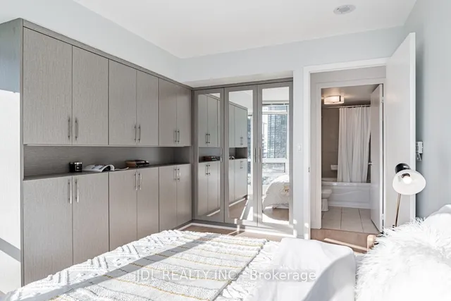 Additional image 26 of 397 Front St Unit 1802