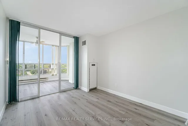 Additional image 30 of 330 Mill St Unit 912