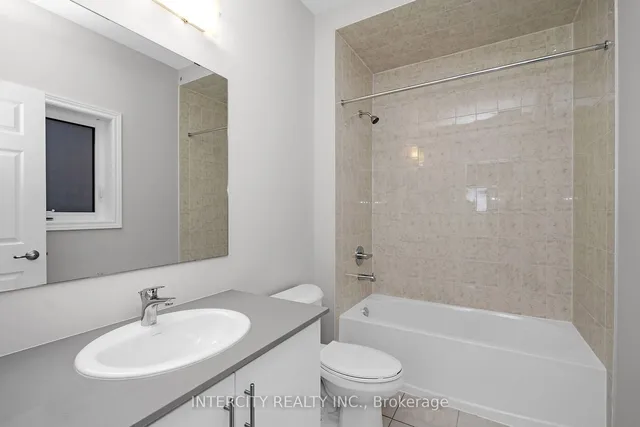 Additional image 36 of 38 Keyworth Cres