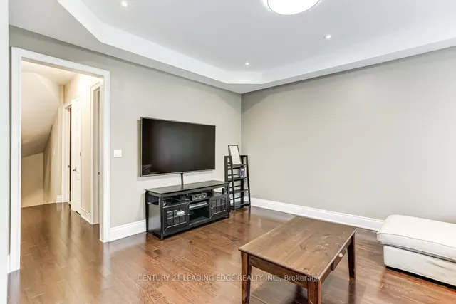Additional image 9 of 27 Devondale Ave