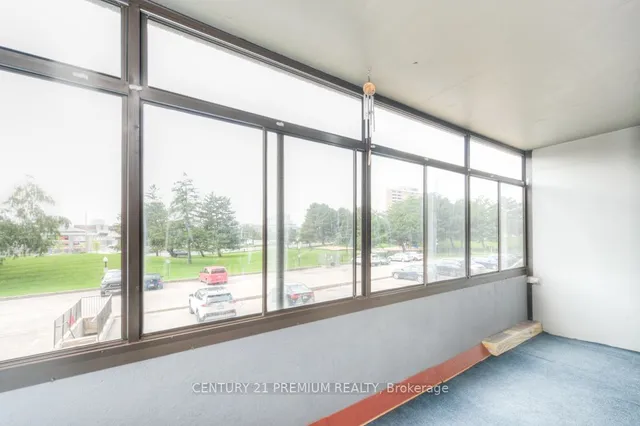 Additional image 9 of 15 Kensington Rd Unit 204