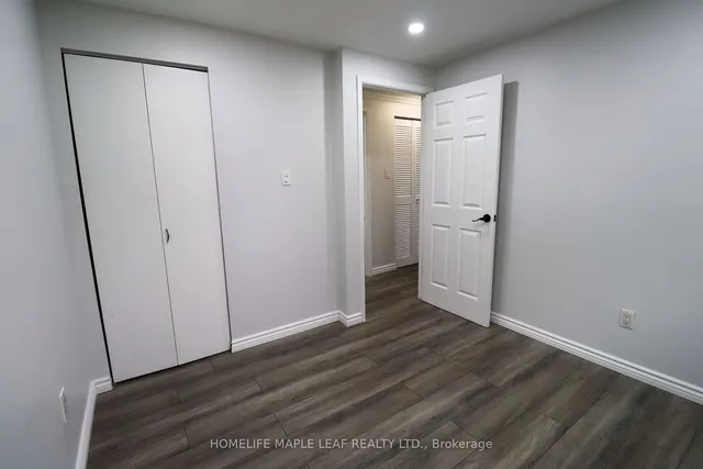 Additional image 32 of 59 Lexington Ave Unit 18