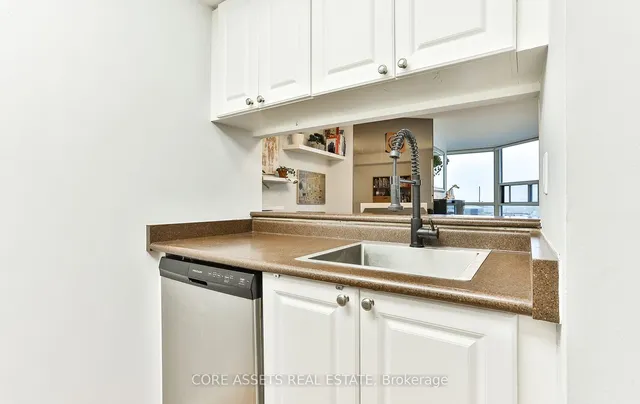 Additional image 9 of 705 King St Unit 1906