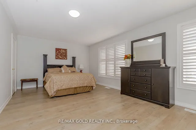 Additional image 22 of 40 Stephanie Ave