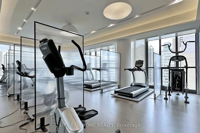 Additional image 31 of 101 Charles St Unit 813