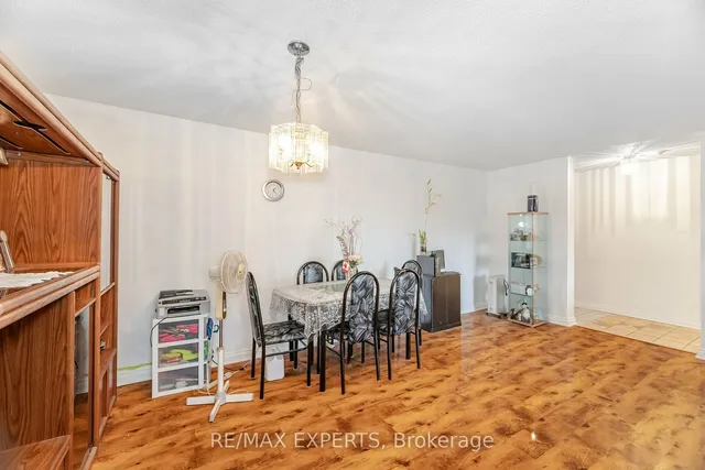 Additional image 11 of 25 Kensington Rd Unit 1407