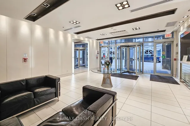 Additional image 7 of 25 Carlton St Unit 2010