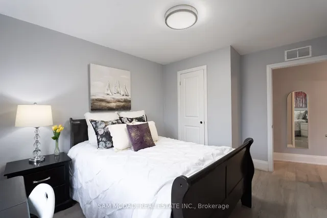 Additional image 20 of 90A Bicknell Ave