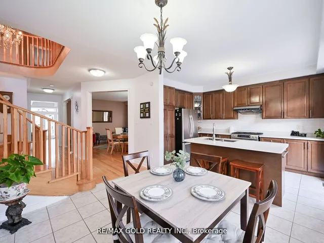 Additional image 12 of 25 Maverick Cres