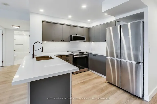 Additional image 8 of 323 Richmond St Unit 818