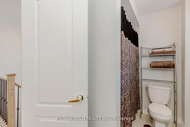 Additional image 31 of 40 Stephanie Ave