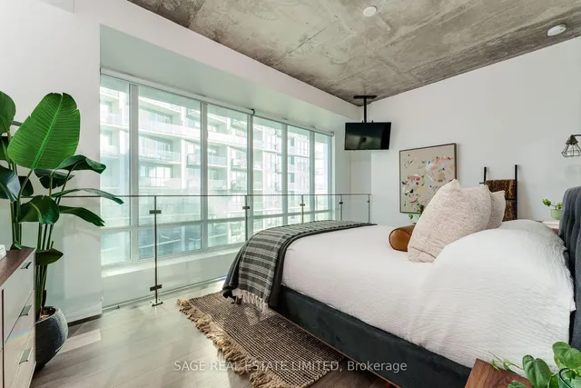 Additional image 26 of 55 East Liberty St Unit 1906