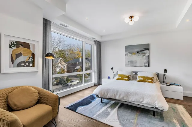 Additional image 22 of 678 Oriole Pkwy