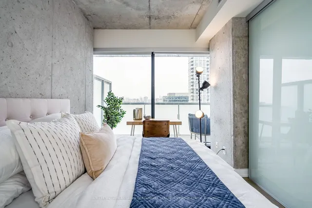 Additional image 23 of 11 Charlotte St Unit 2004