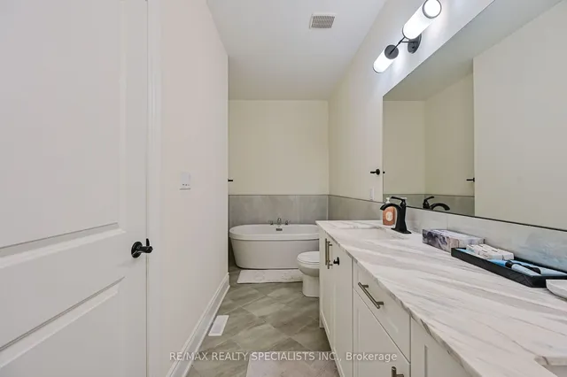 Additional image 28 of 215 Hayrake St