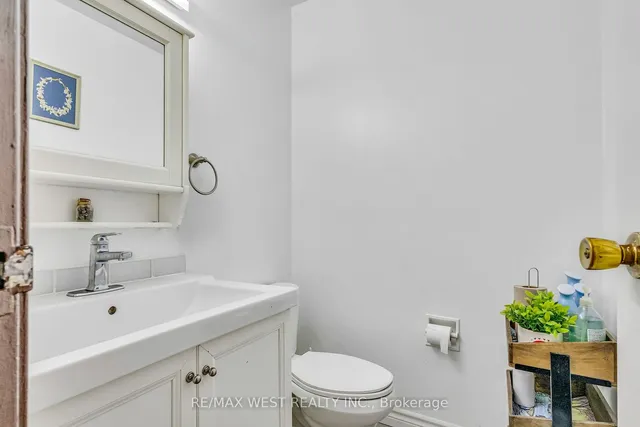 Additional image 34 of 2 Dailing Gate Unit 19