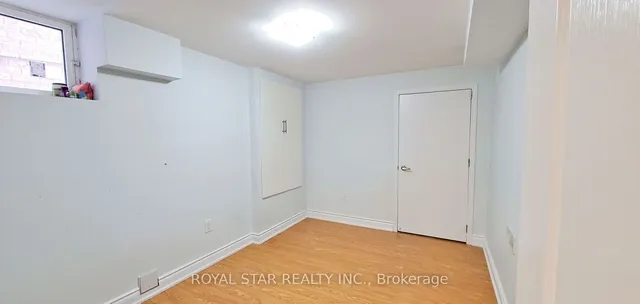 Additional image 33 of 13 Waterdale Rd