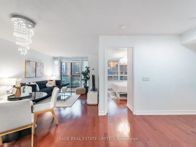 Additional image 3 of 30 Grand Trunk Cres Unit 1705