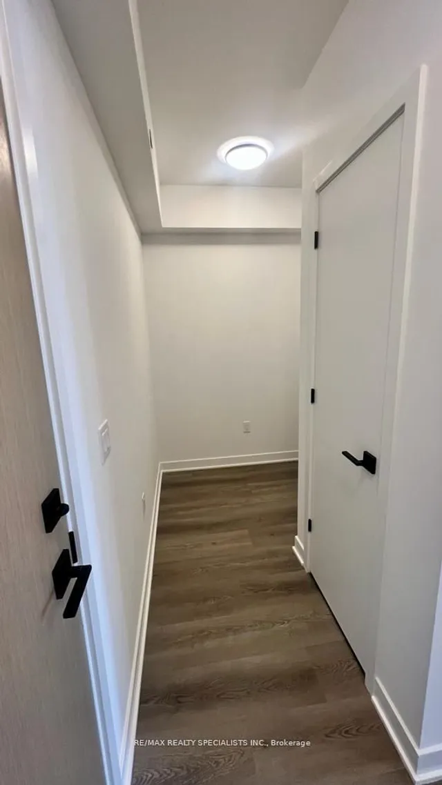 Additional image 5 of 36 Zorra St Unit 2405