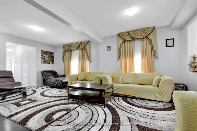 Additional image 4 of 80 Aspermont Cres