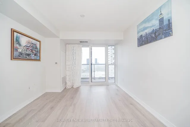 Additional image 21 of 225 Village Green Sq Unit 1306