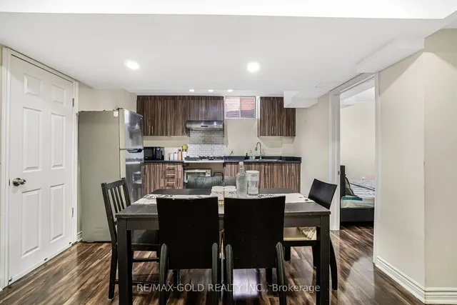 Additional image 36 of 95 Mount Fuji Cres