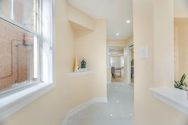 Additional image 6 of 9717 Creditview Rd