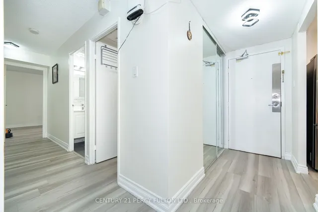 Additional image 10 of 25 Sunrise Ave Unit 1404