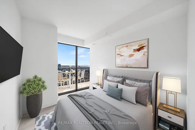 Additional image 6 of 55 Charles St Unit 4102