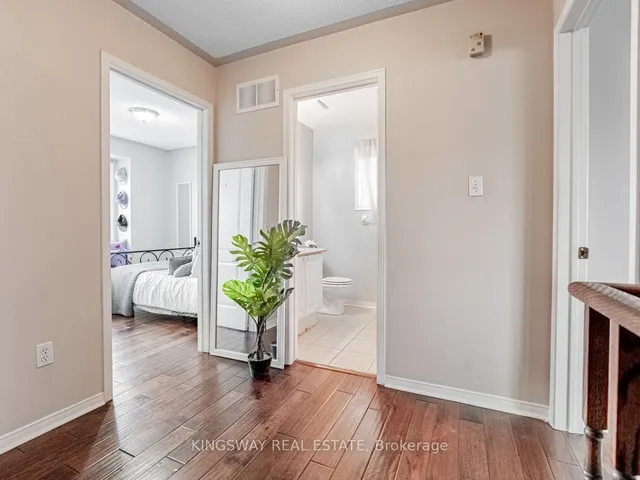 Additional image 30 of 12 Bramcedar Cres