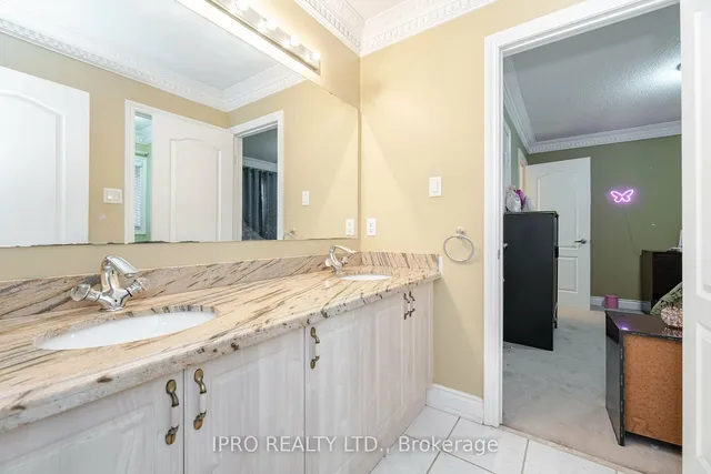 Additional image 33 of 2 Hugo Rd