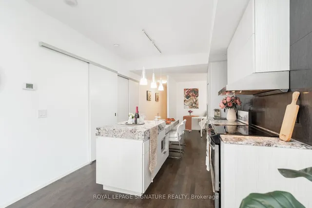 Additional image 2 of 101 Charles St Unit 617