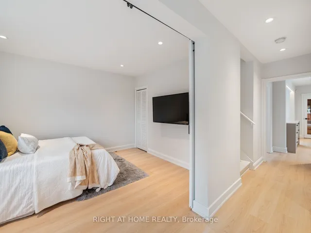 Additional image 22 of 49 Amsterdam Ave