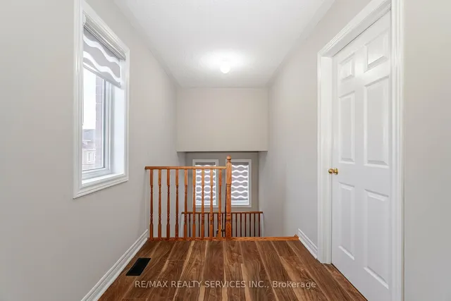 Additional image 19 of 42 Domenico Cres