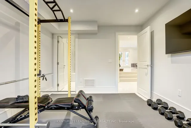 Additional image 40 of 179 Burndale Ave