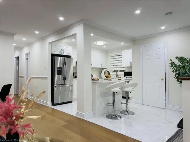 Additional image 10 of 206 Folkstone Cres