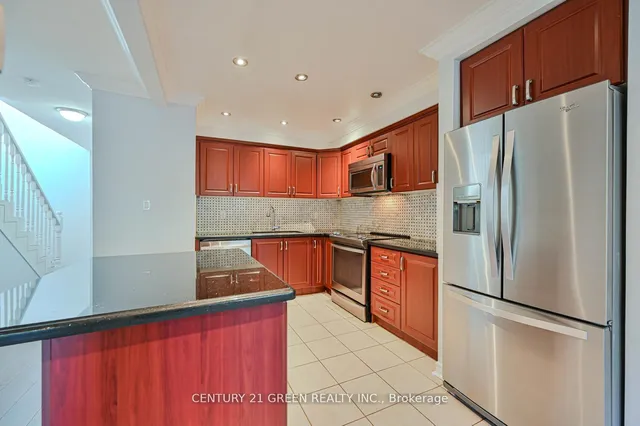 Additional image 11 of 97 Collins Cres Unit 96