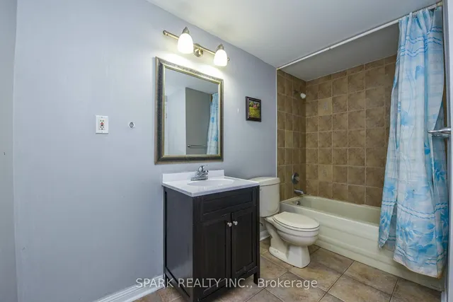 Additional image 28 of 42 winners Circ