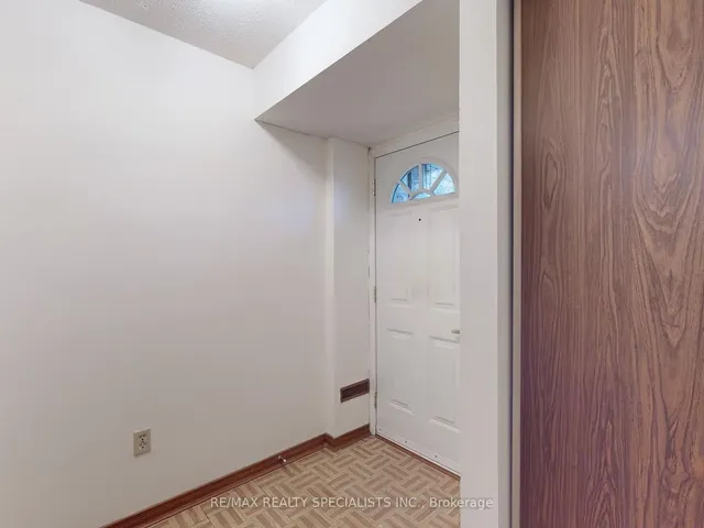 Additional image 19 of 23 Tara Park Cres Unit 23