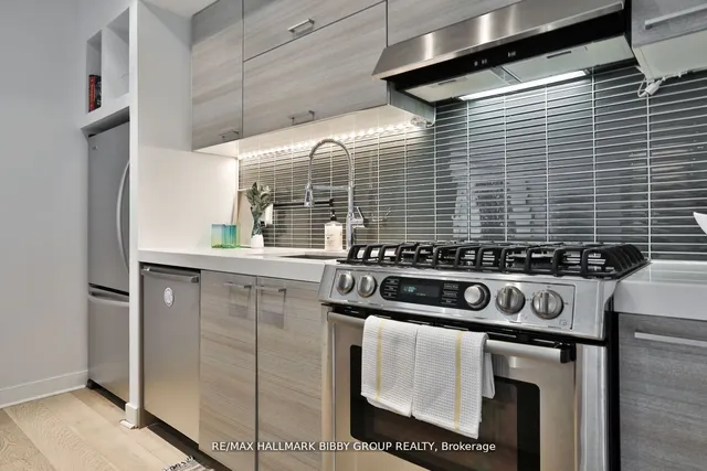 Additional image 15 of 55 Stewart St Unit 637