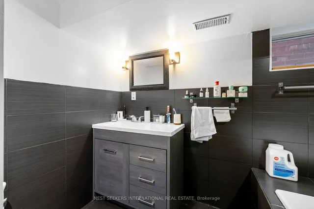 Additional image 15 of 498 Caledonia Rd