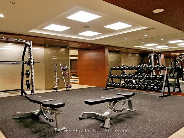 Additional image 20 of 39 Queens Quay Unit 940