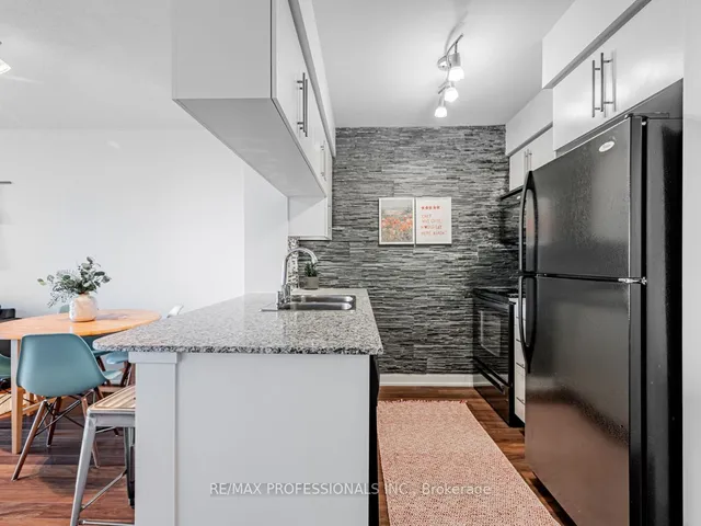 Additional image 4 of 25 Viking Lane Unit 946