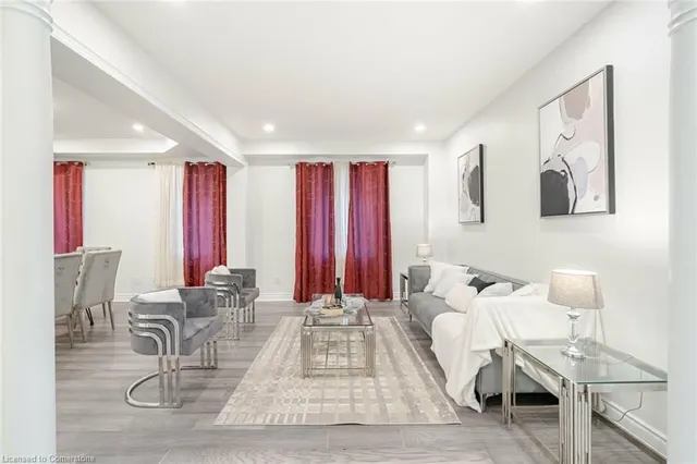 Additional image 5 of 8 Decorso Dr