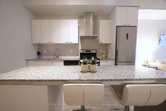 Additional image 7 of 51 East Liberty St Unit 908