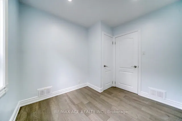 Additional image 18 of 20 Martindale Rd