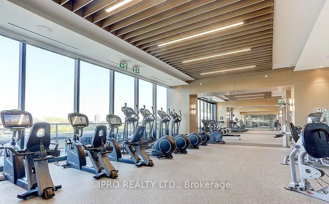 Additional image 34 of 585 Bloor St Unit 4218