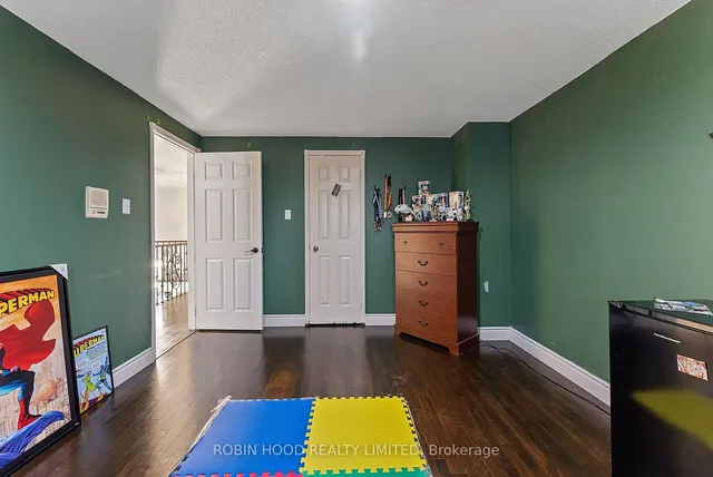 Additional image 32 of 22 Strangway Crt