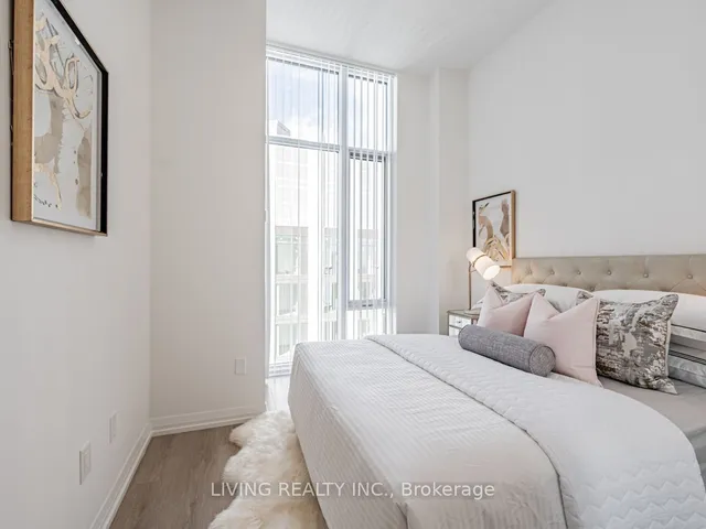 Additional image 19 of 8 Widmer St Unit GPH3