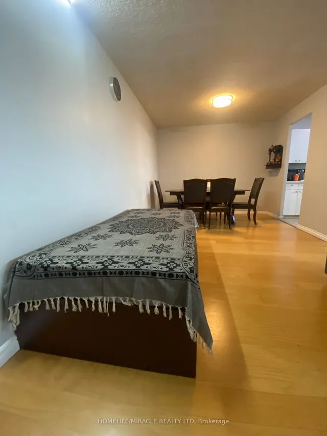 Additional image 7 of 18 Knightsbridge Rd Unit 903